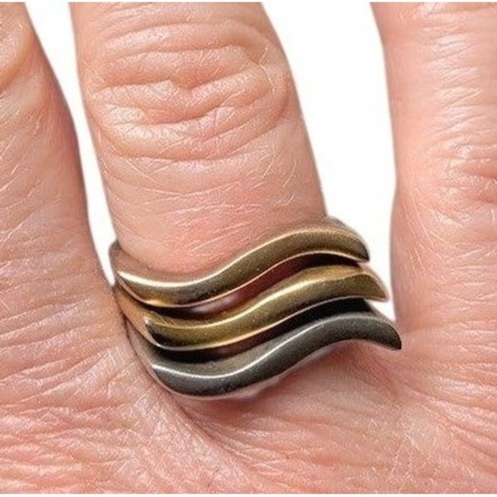 3 Stackable Wave Rings Women Size 6.5 Minimalist Geometric Modernist Gold Silver
